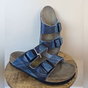NWOT! Papillio/Birkenstock Blue Plaid Arizona Sandals, Suede Footbed (SIZE 9)